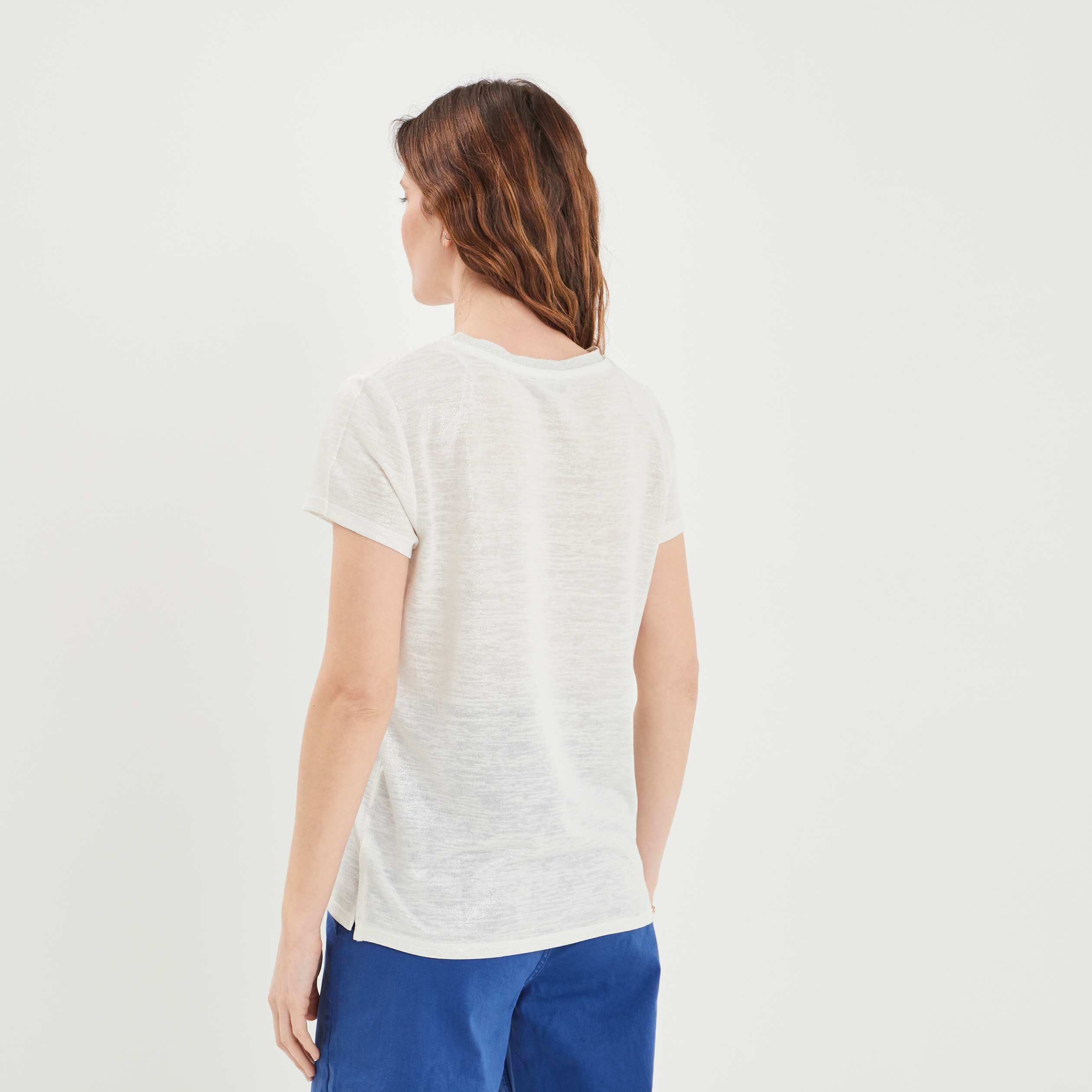 T-shirt col en V à bande métallisée blanc femme | La Halle