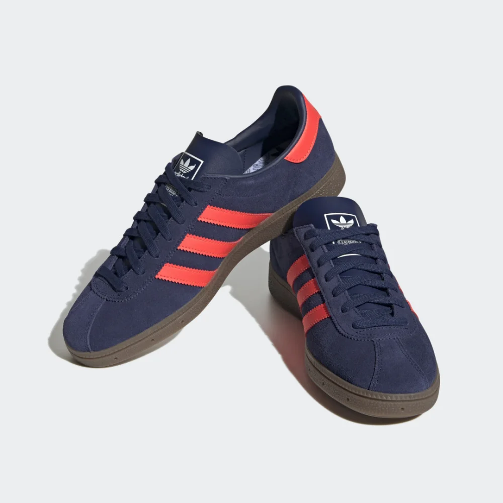adidas München GY7400 / blau