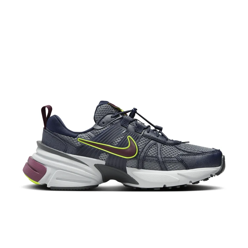 Nike V2K Run Luminous FV6602-400 / blau