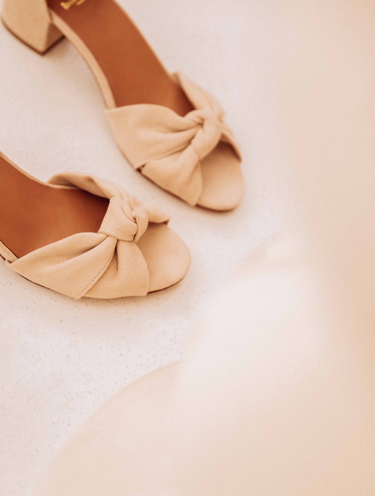 Gloria - Beige Milos