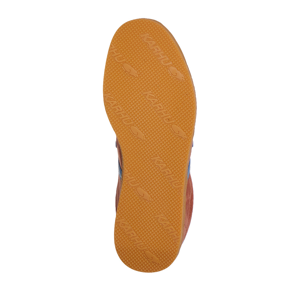 Karhu Trampas F809033 / braun