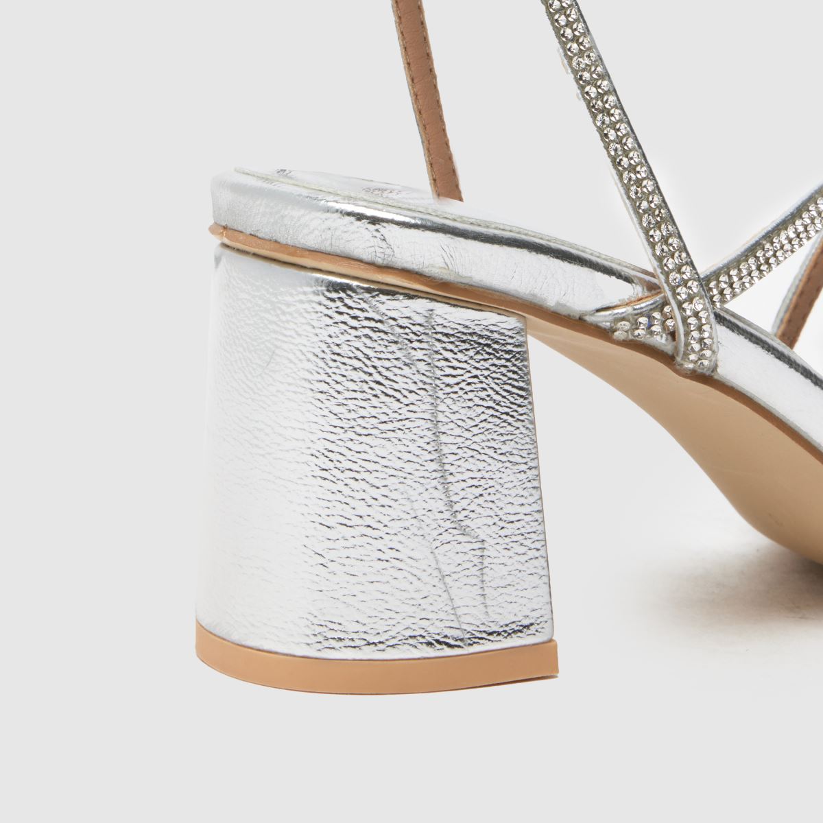 Schuh – Sully – Silverfärgade höga klackar med utsmyckade blockmönster