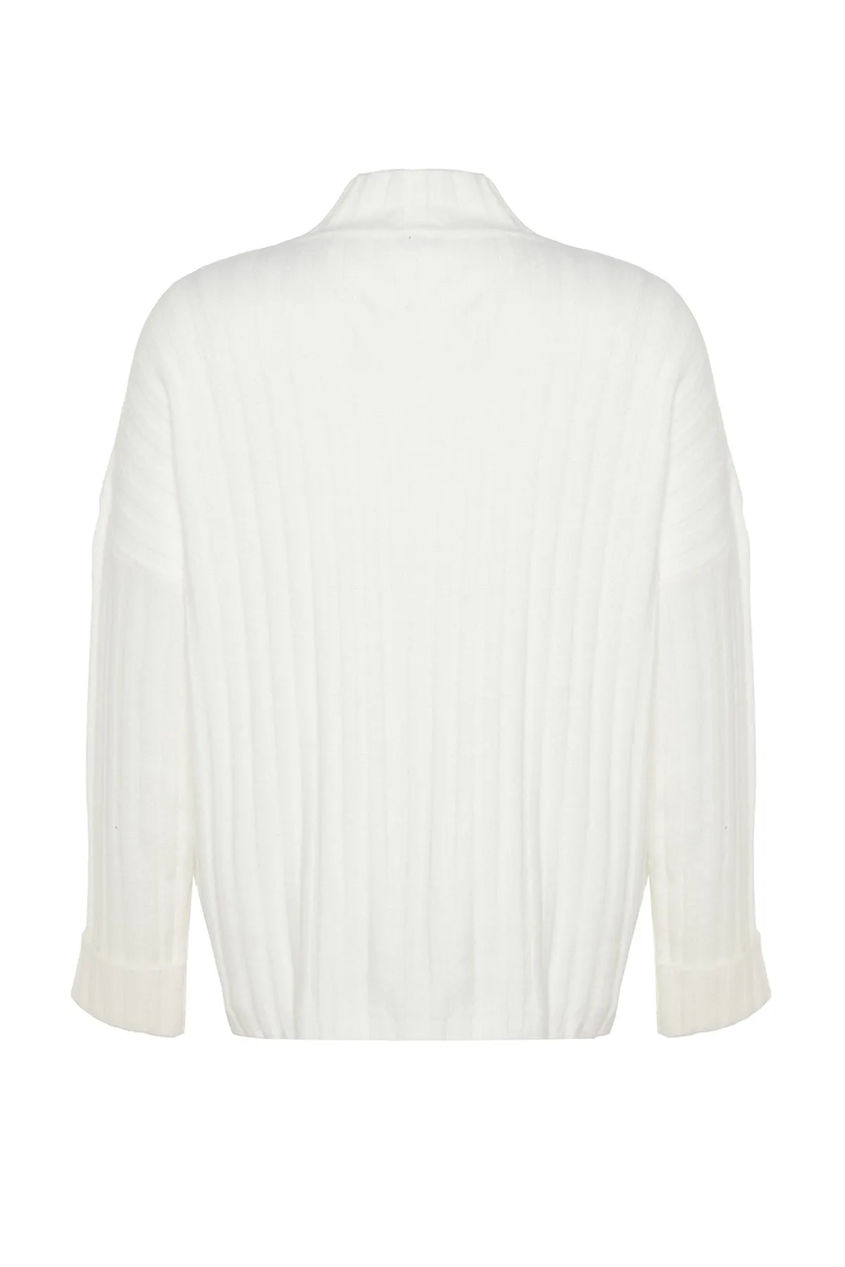 Trendyol Curve  Ecrufarbener Strick-Cardigan mit Knopfverschluss TBBAW24AN00045