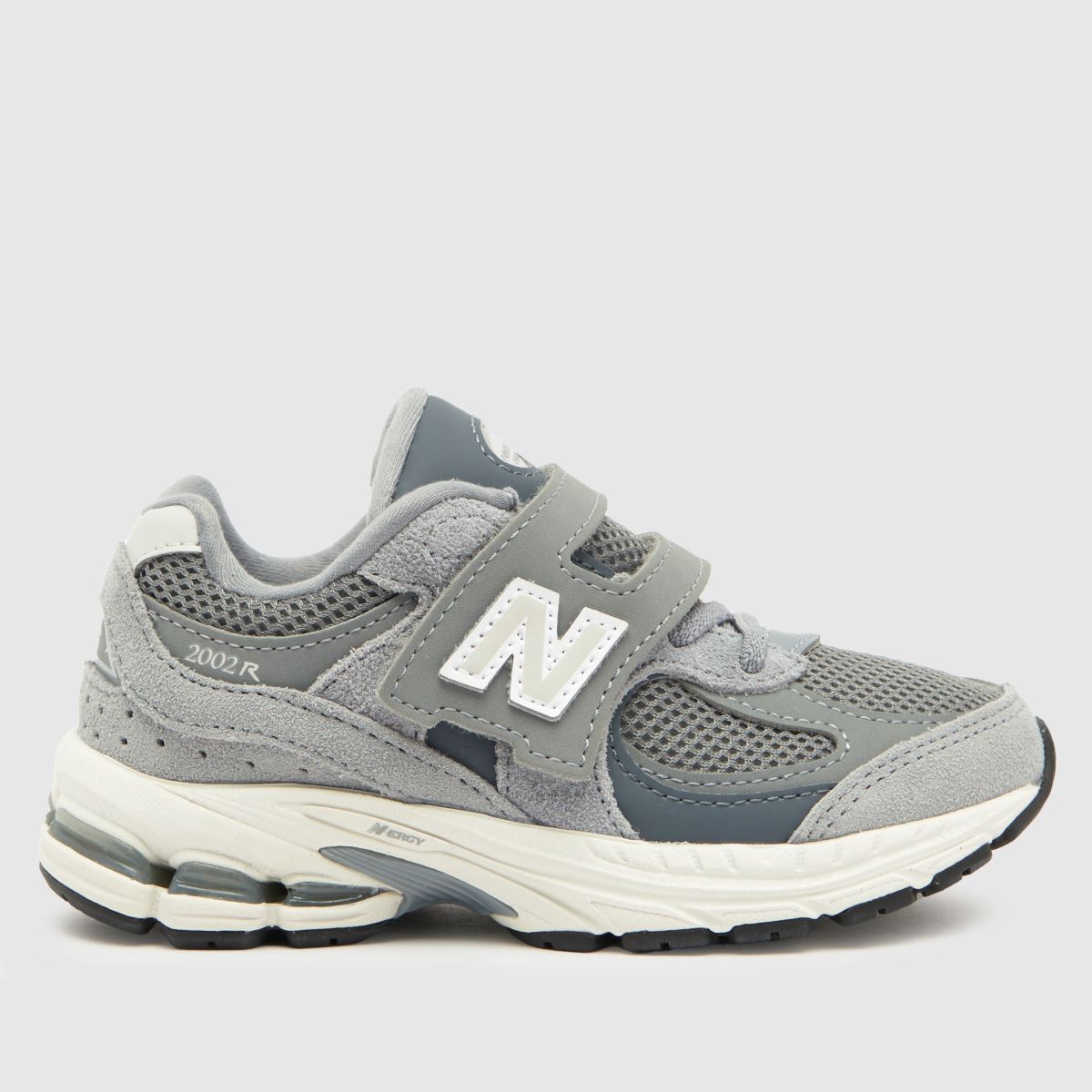 New Balance ljusgrå 2002 v Junior träningsskor