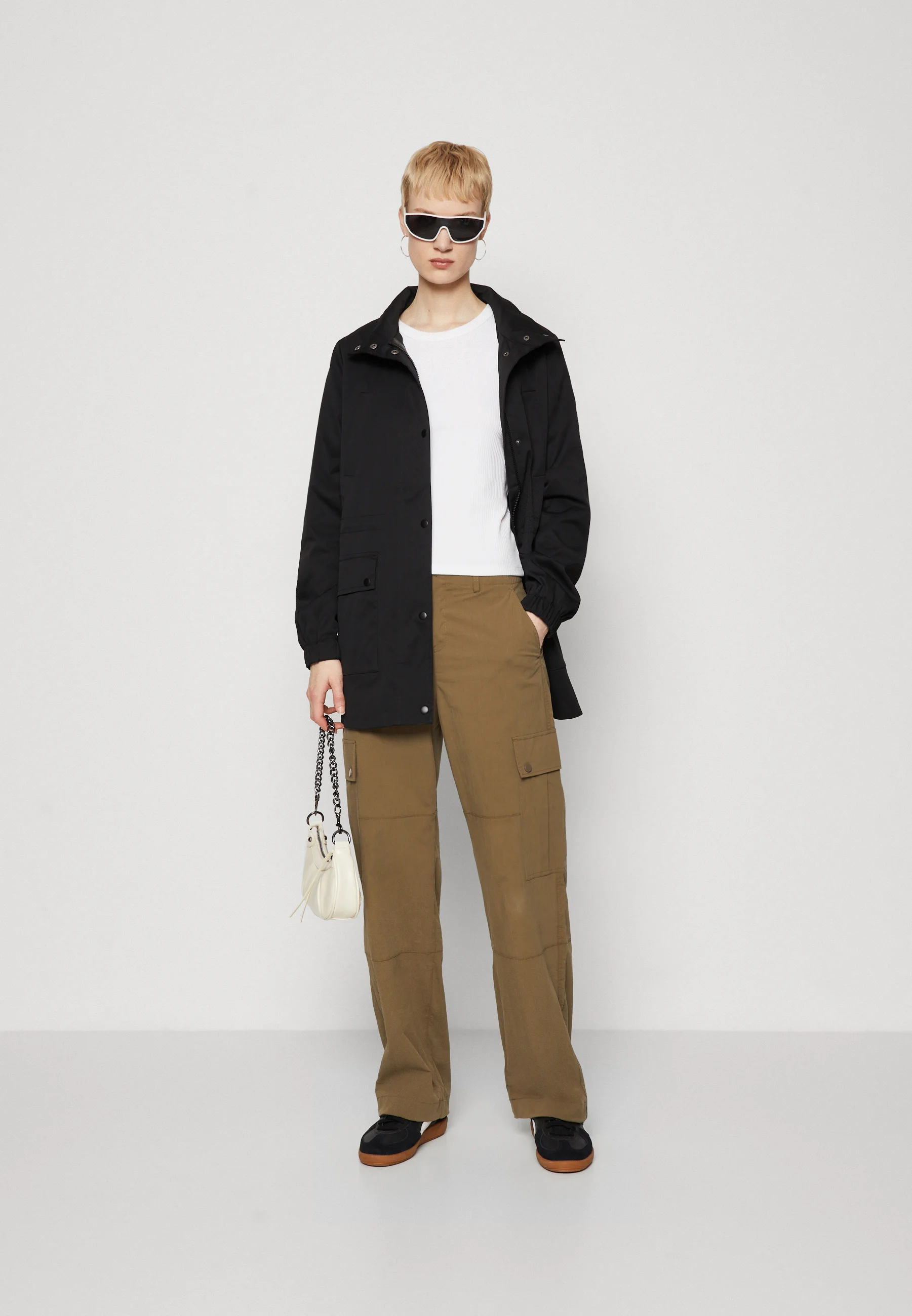 Vero Moda Tall VMCHELSEASIA - Abrigo corto