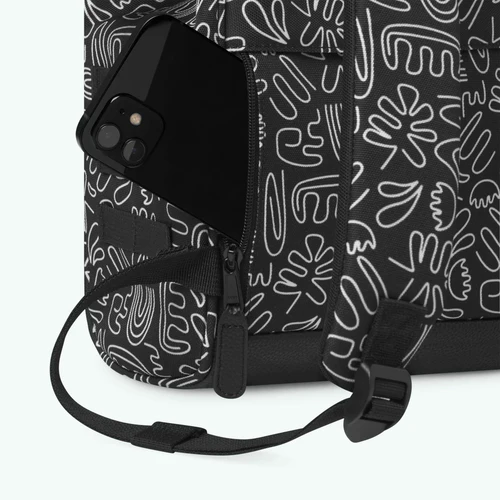 Adventurer Small Backpack Amiens black