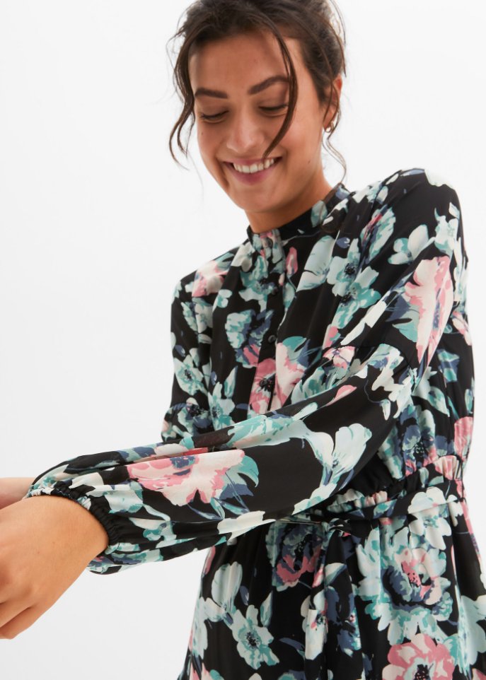 Geblümtes Kleid