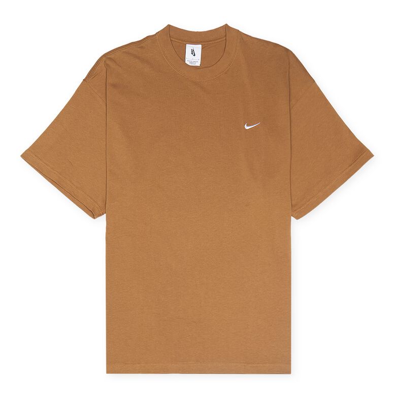 NIKE NikeLab SS Tee ale brown/white