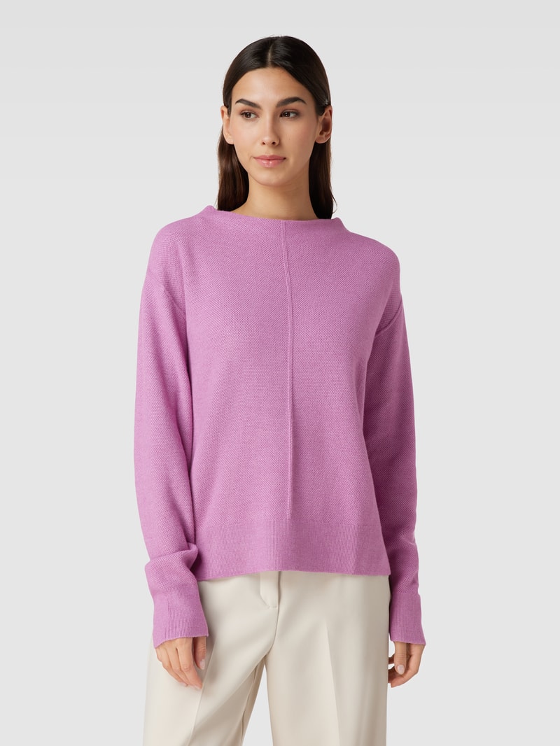 Strickpullover mit Ziernähten in violett