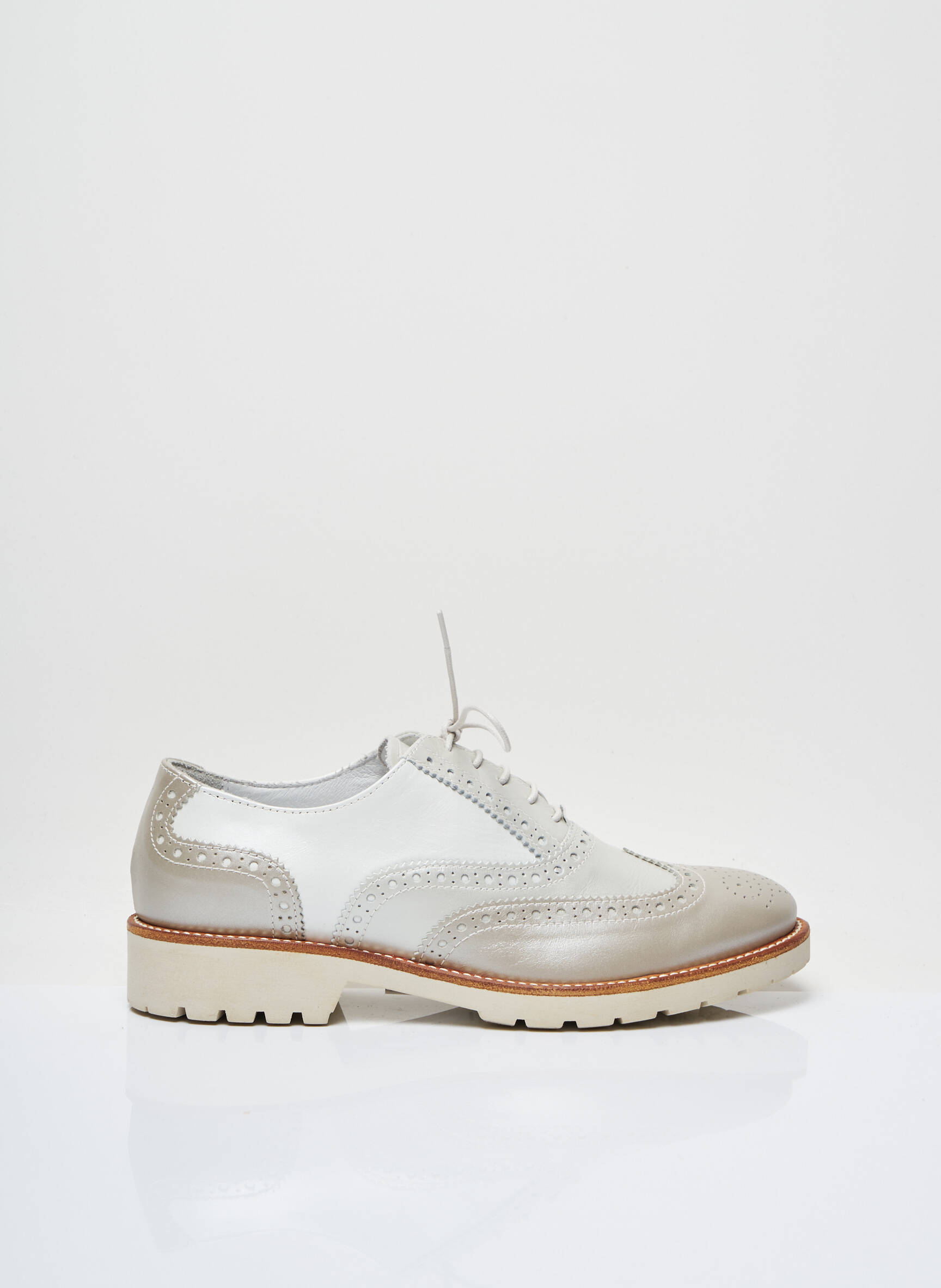 Nero Giardini Derby Femme couleur beige