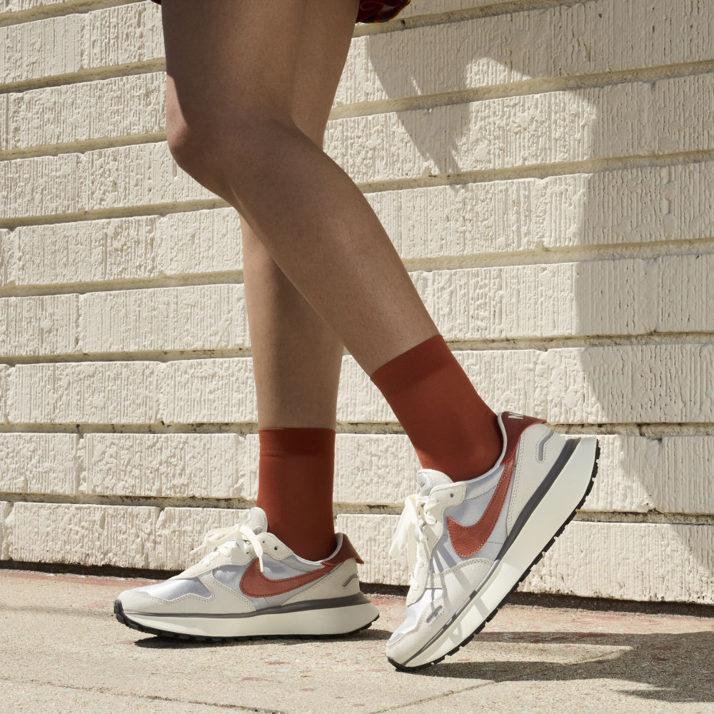 Nike Phoenix Waffle FD2196-001 / grau
