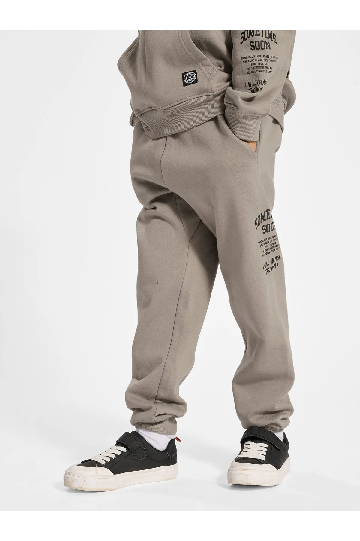 Sometime Soon  Hose - Braun - Straight