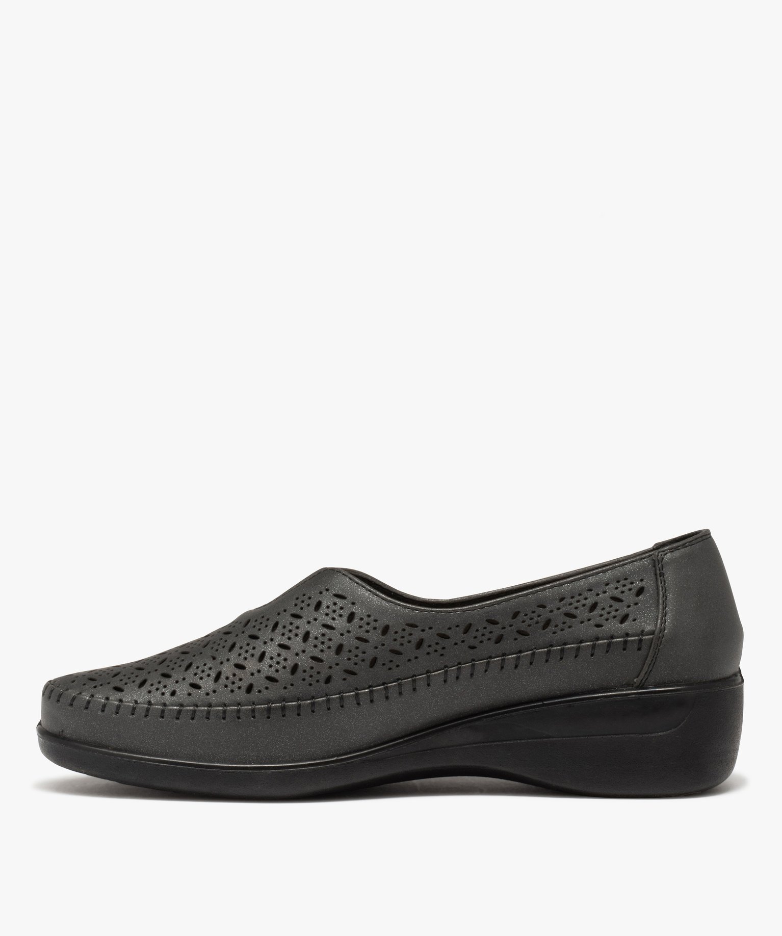 Mocassins femme confort dessus uni ajouré noir | GEMO