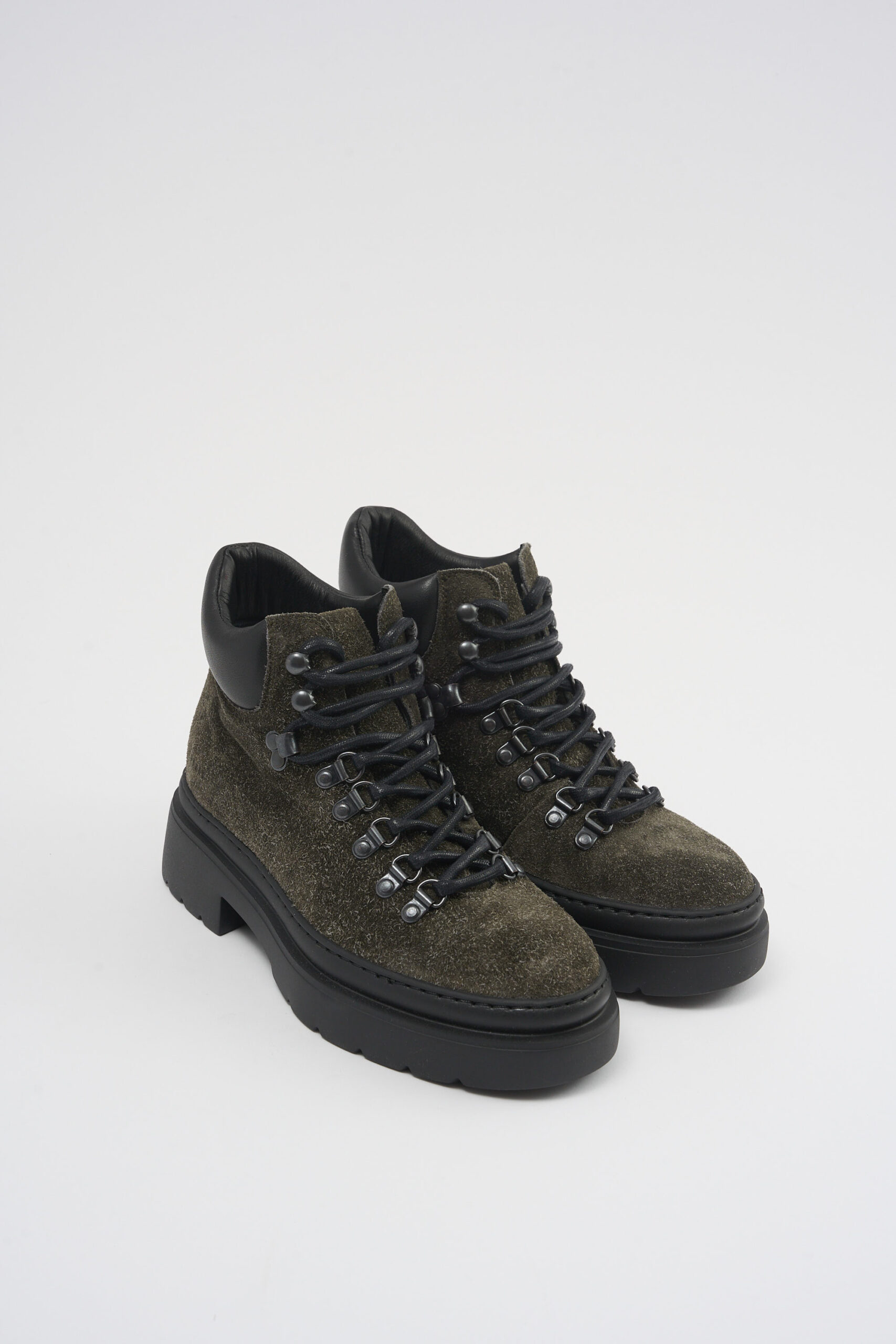 CPH262 destructed suede tabacco