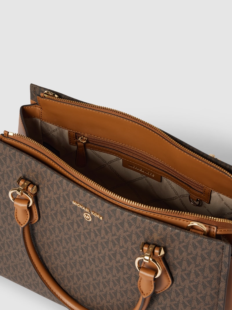 Handtasche mit Allover-Label-Print Modell 'MARILYN' in mittelbraun