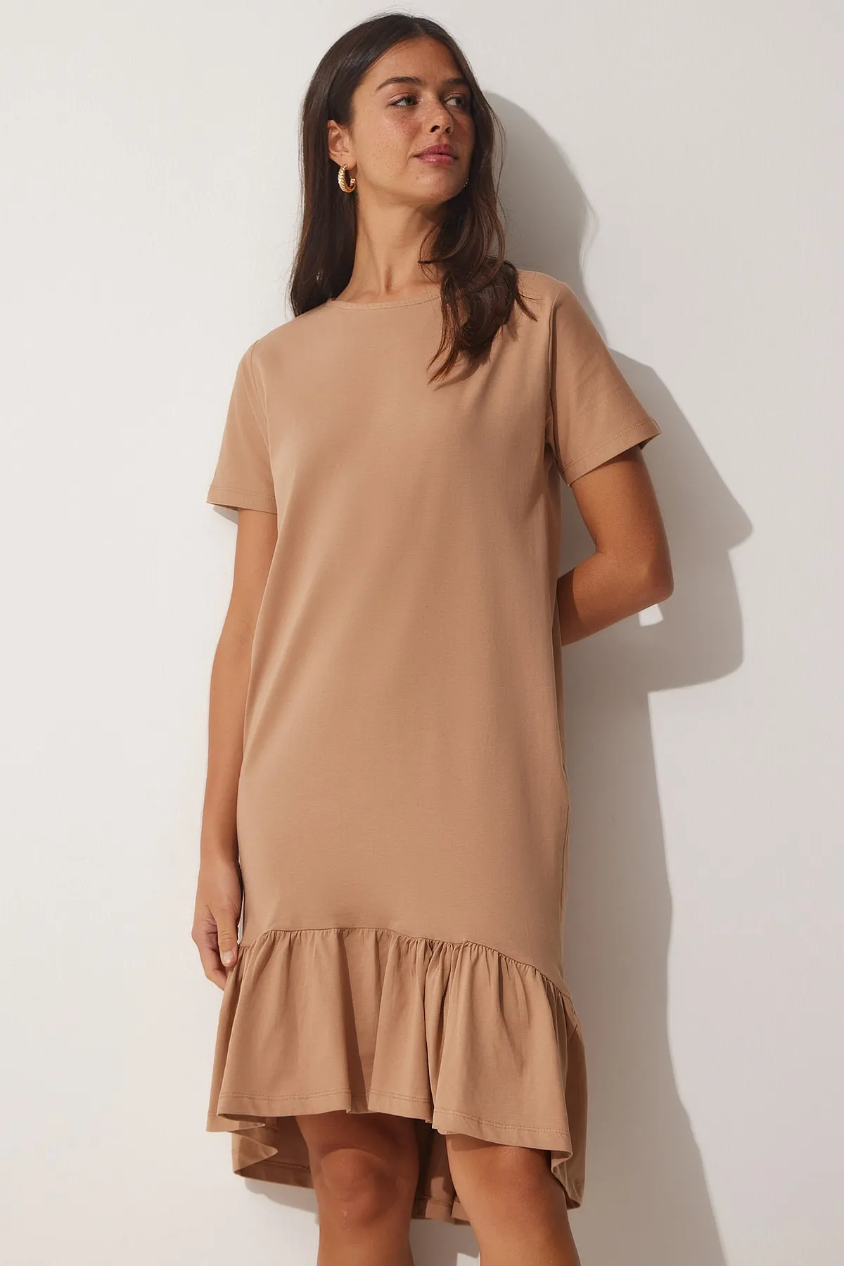 Happiness İstanbul  Sommer-Strickkleid aus Viskose mit Biskuit-Flounce für Damen AP00186