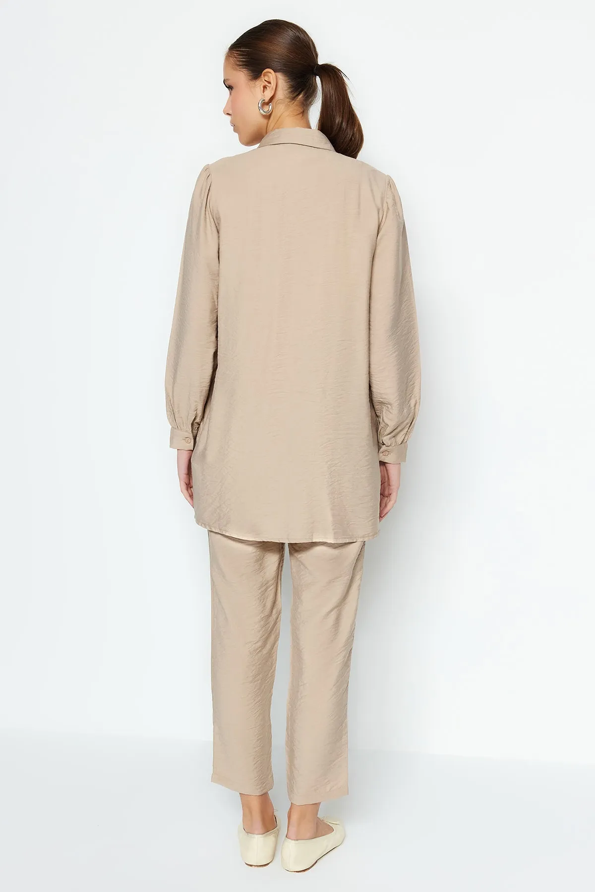 Trendyol Modest  Kamelfarbenes Leinen-Look-Hemd-Hosen-Webset TCTSS23US00079