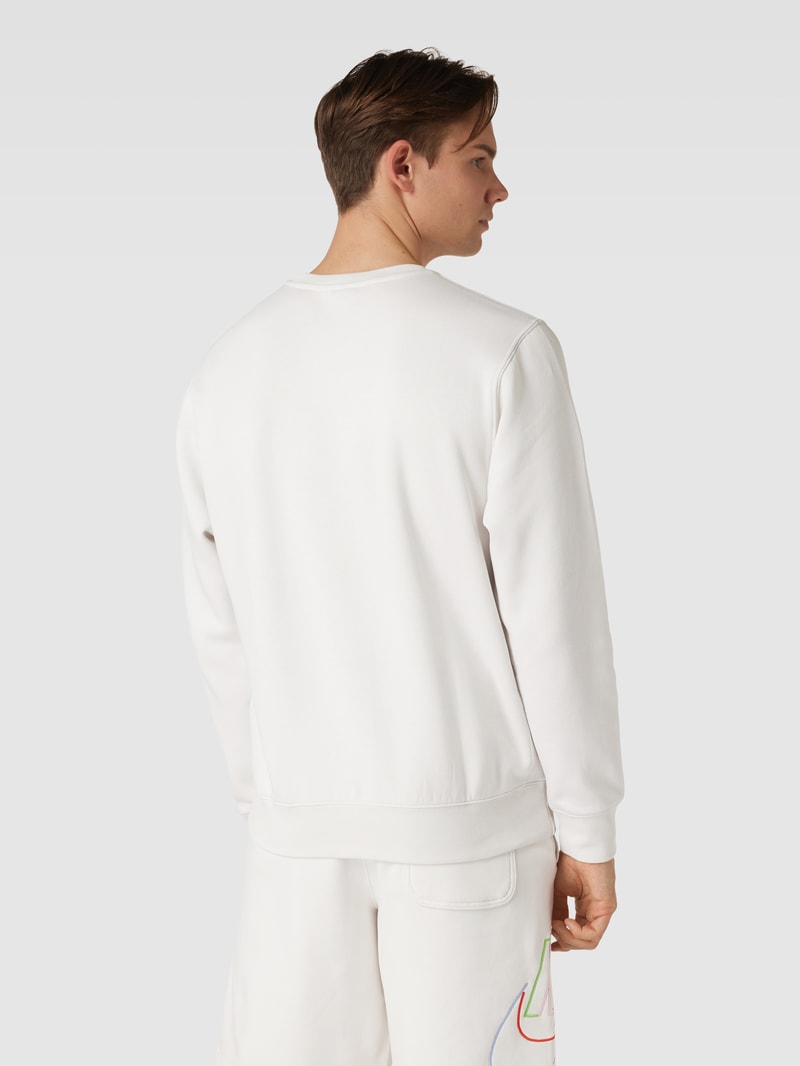 Sweatshirt mit Rundhalsausschnitt in offwhite