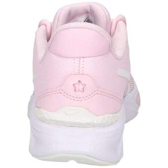 Nike Star Runner 4 Running in pink