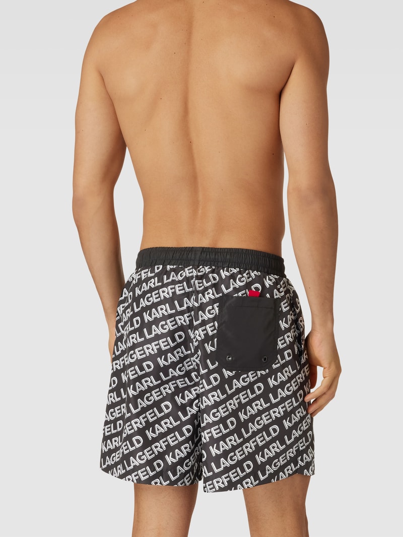 Badehose mit elastischem Bund in schwarz