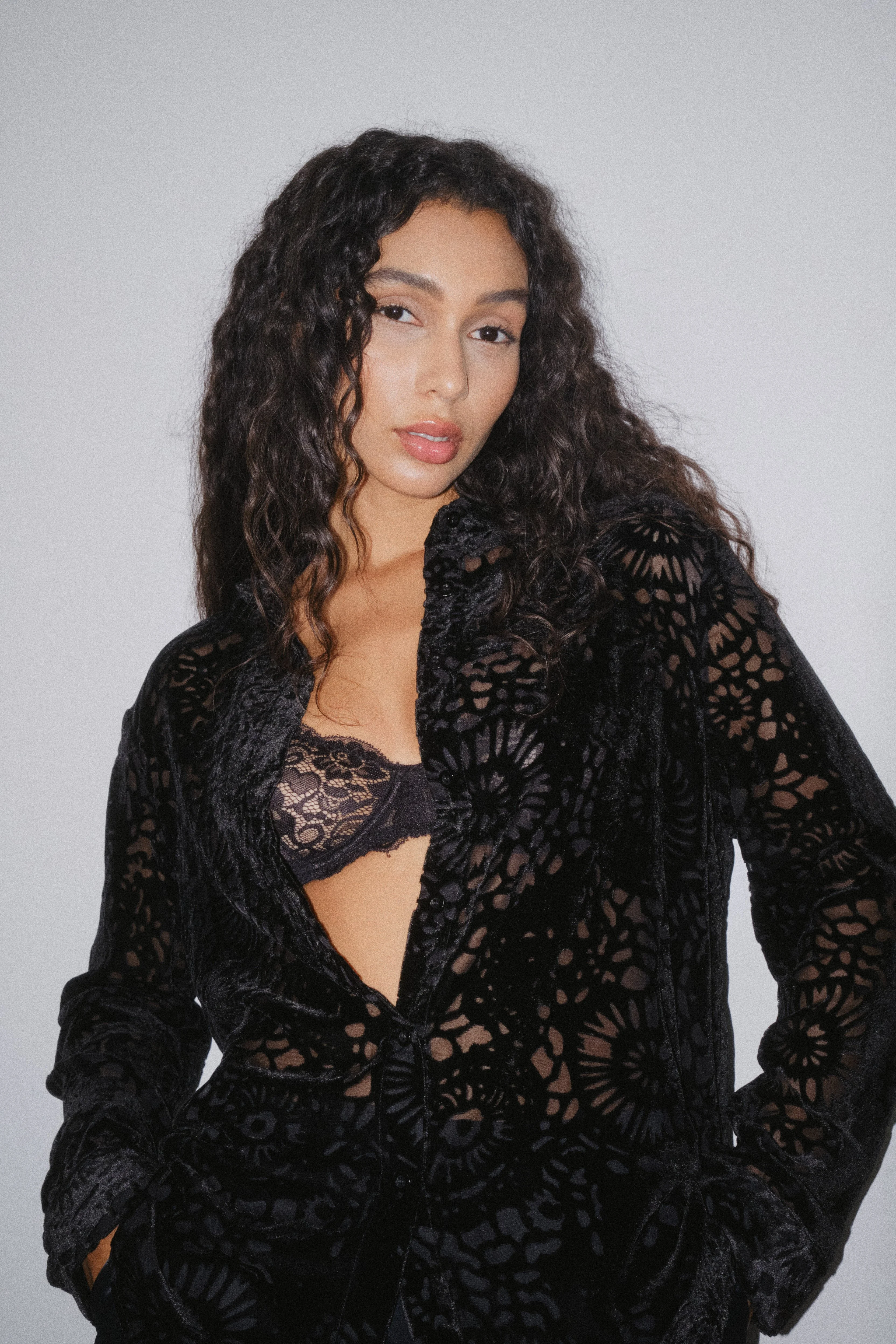 Shirt mit langen Ärmeln und Velourdetail