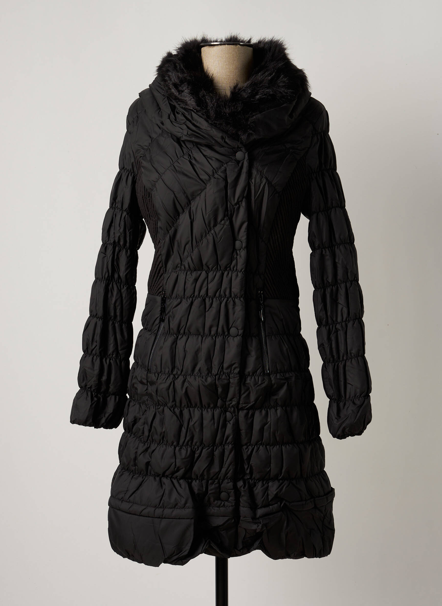 Areline Doudounes Femme couleur noir