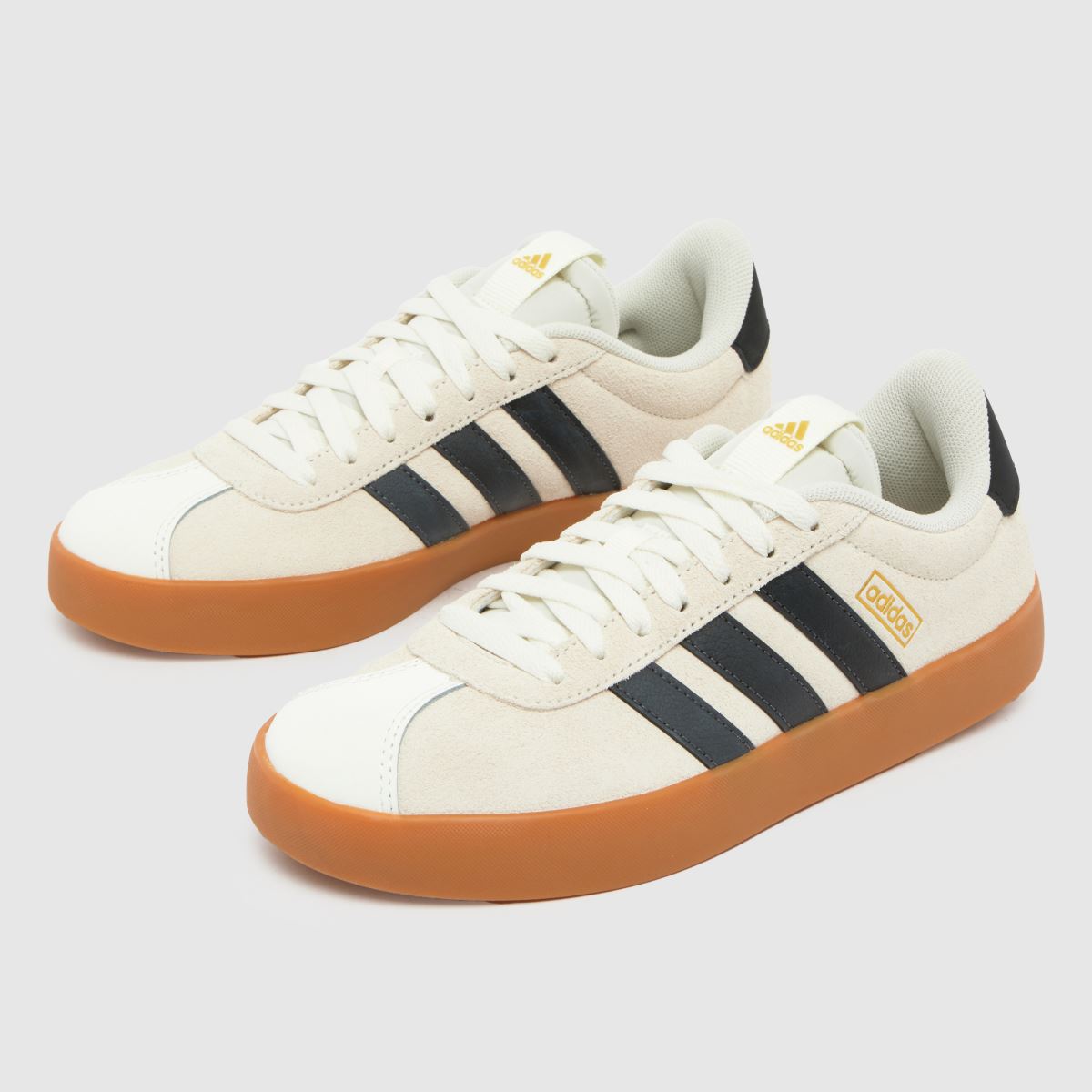 adidas VL COURT 3.0 cipők kő és fekete színben