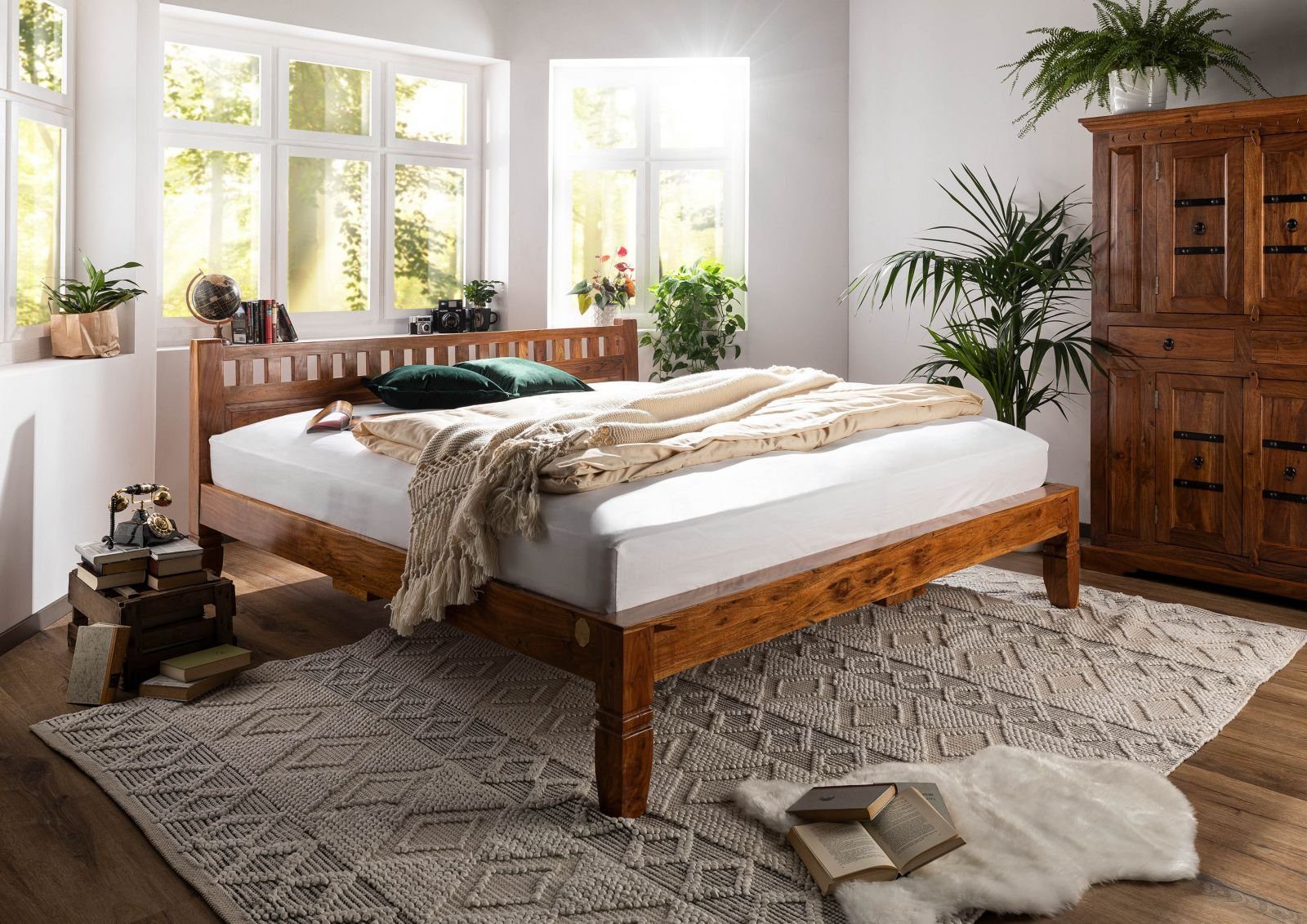 Massivmoebel24 Massivholzbett Bett Akazie 200x200x90 honig lackiert OXFORD #224