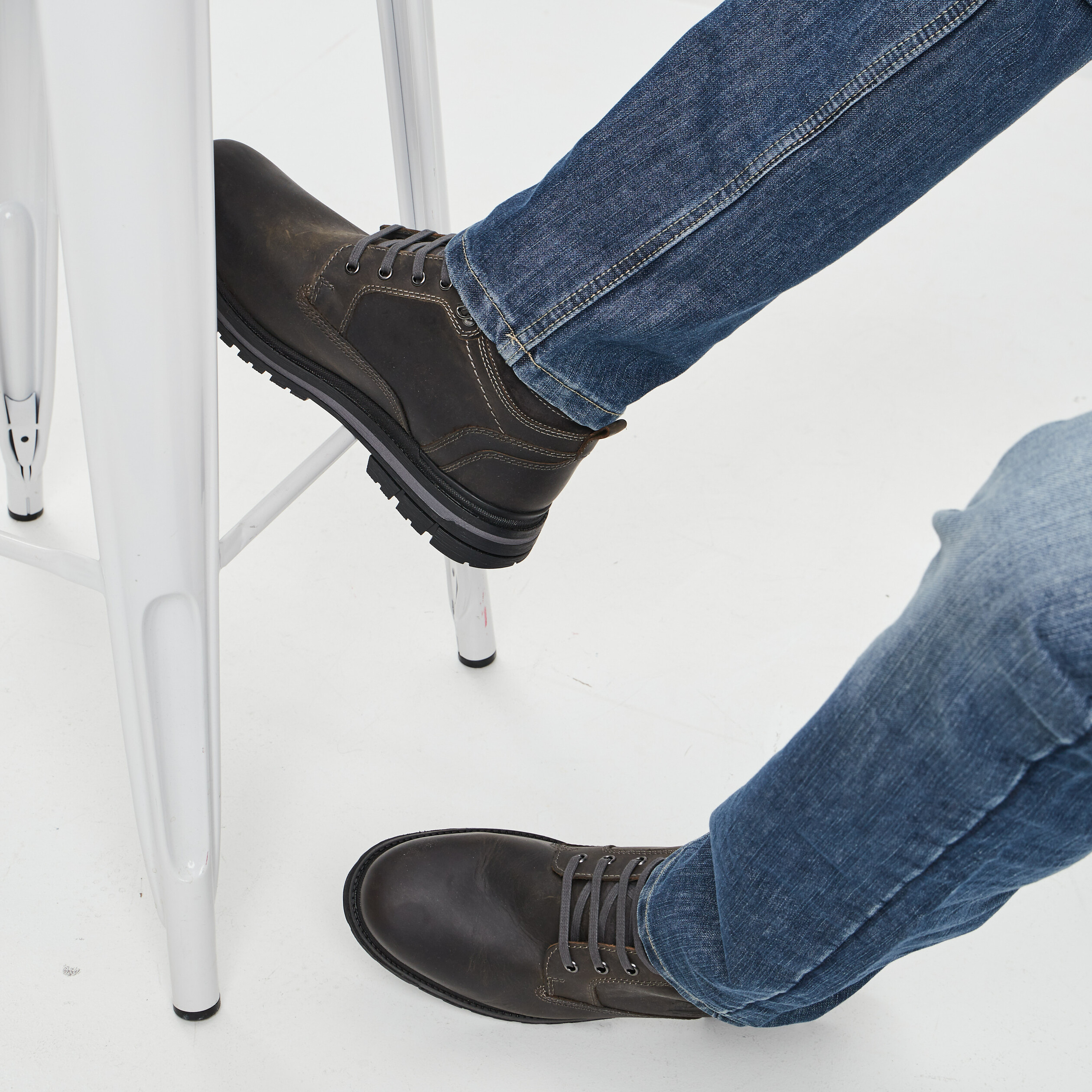 Bottines à lacets en cuir gris homme | La Halle
