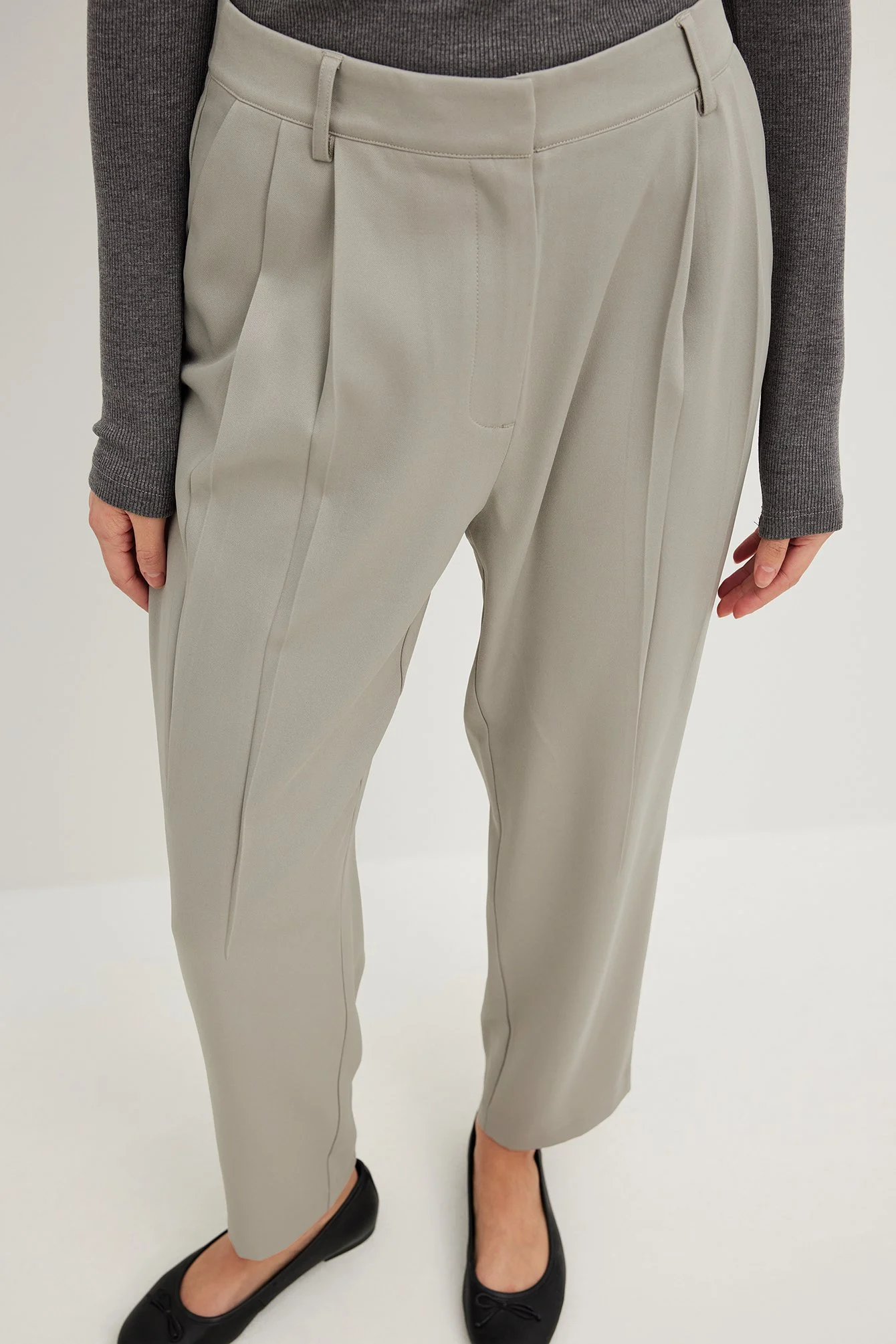Crop-Hose mit hoher Taille