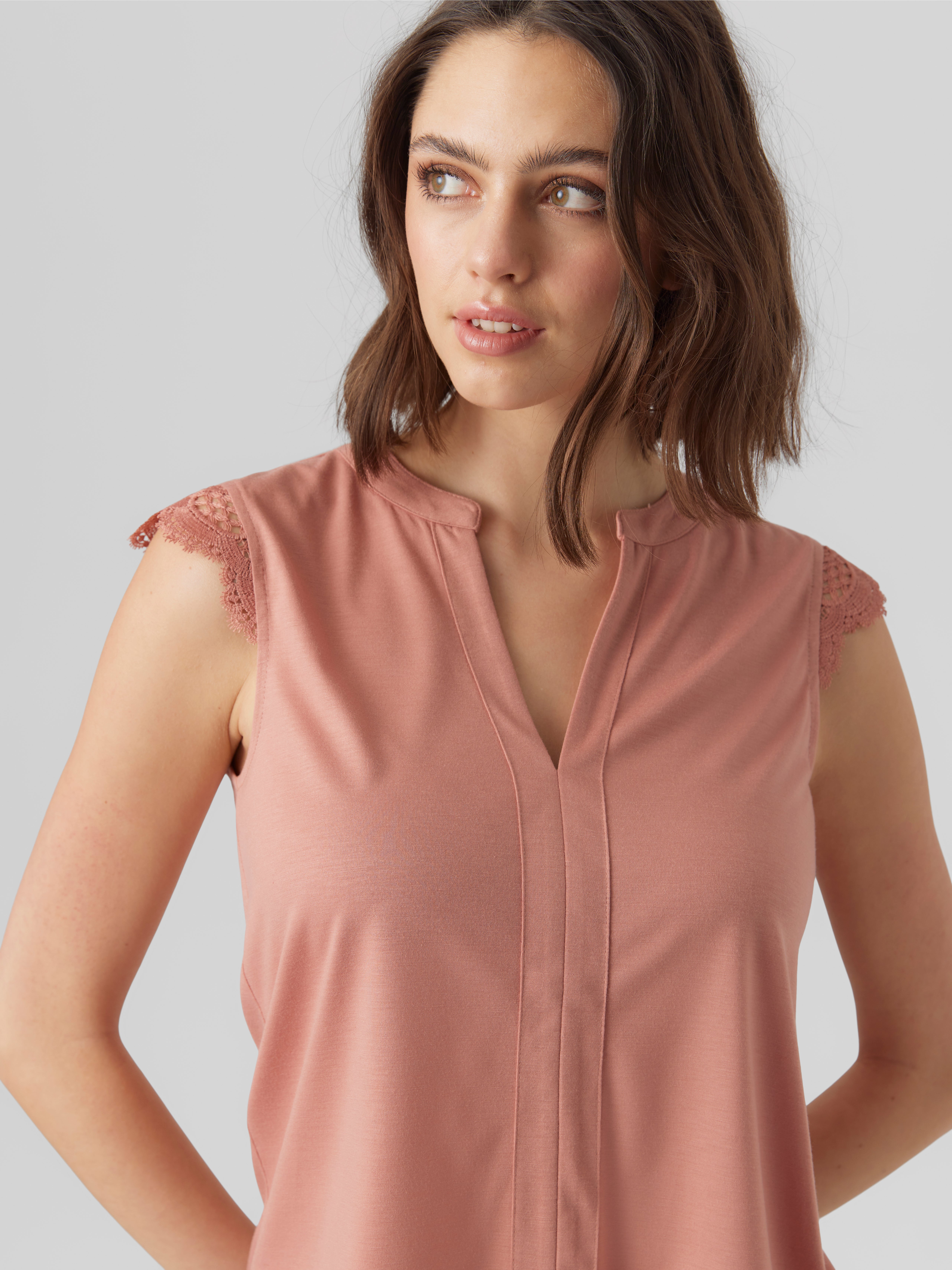 VMCARRIE Top