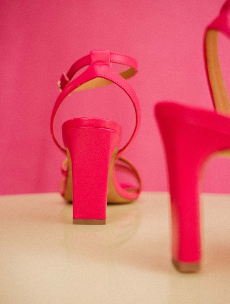 Davina - Hot Pink