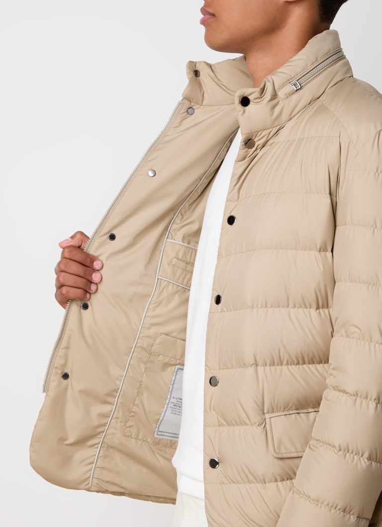 Jachetă matlasată Moncler Malinvern cu glugă, umplută cu puf de gâscă.