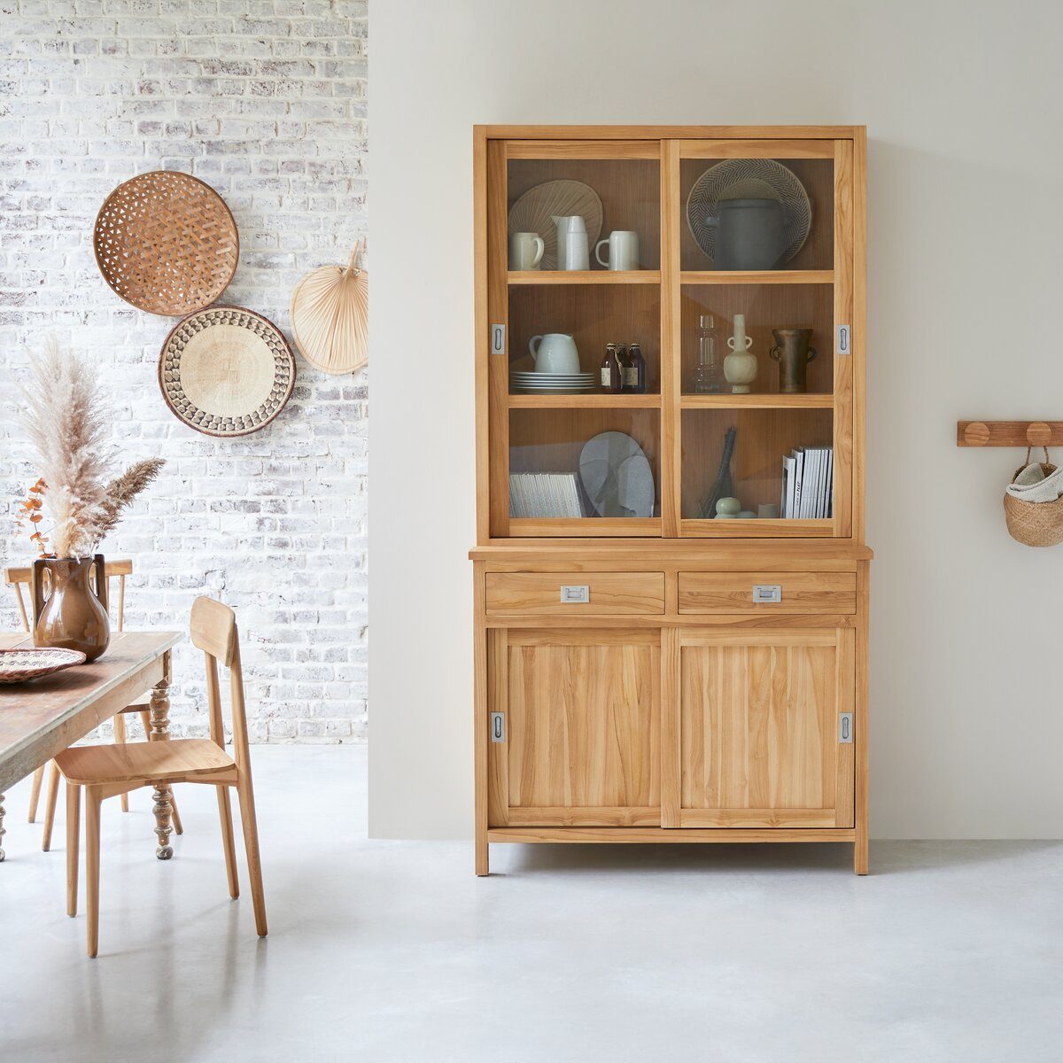 Tikamoon Buffet Geschirrschrank aus massivem Teakholz 120 cm