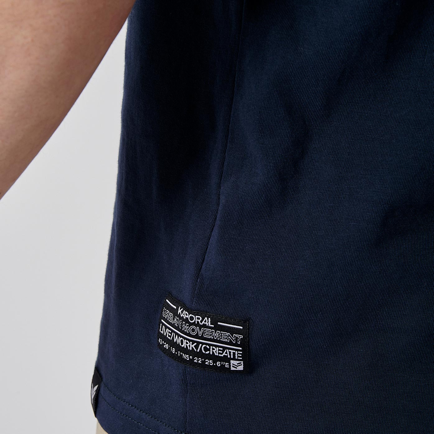 NIKI   T-shirt bleu marine homme 100% coton