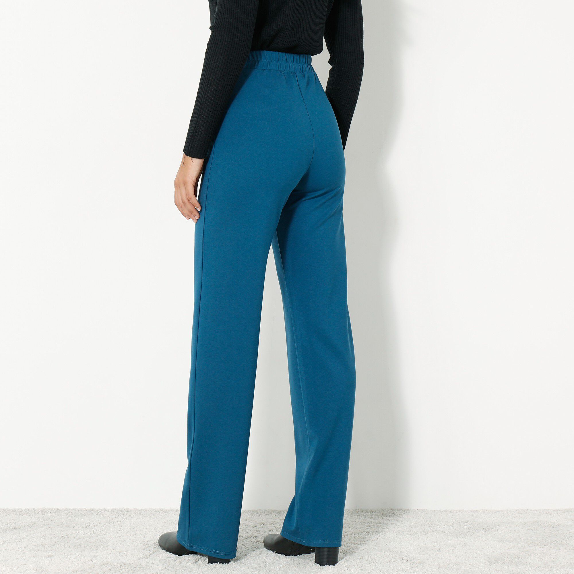 Pantalon droit large, maille milano
