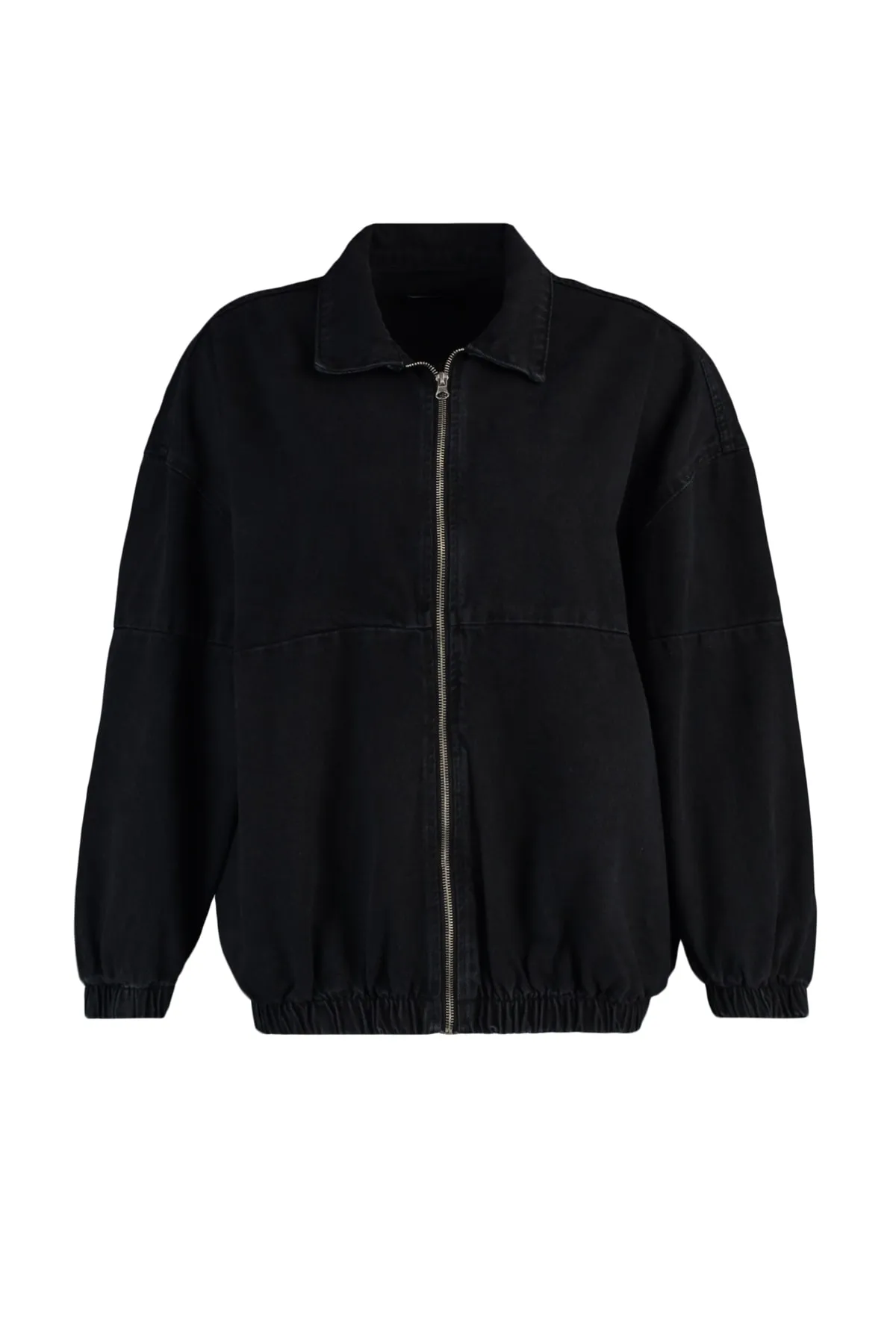 Trendyol Collection  Schwarze Oversize-Bomber-Jeansjacke mit Reißverschluss TWOAW23CE00213