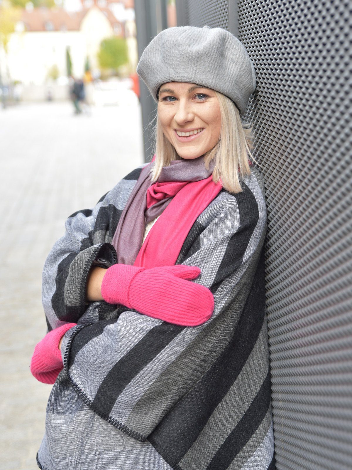 styleBREAKER Fäustlinge Strick Fäustlinge mit gemustertem Bund