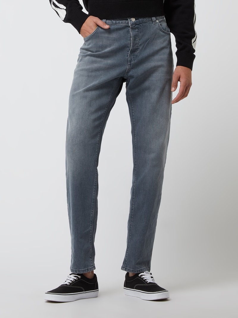 Slim Fit Jeans mit Stretch-Anteil in mittelgrau