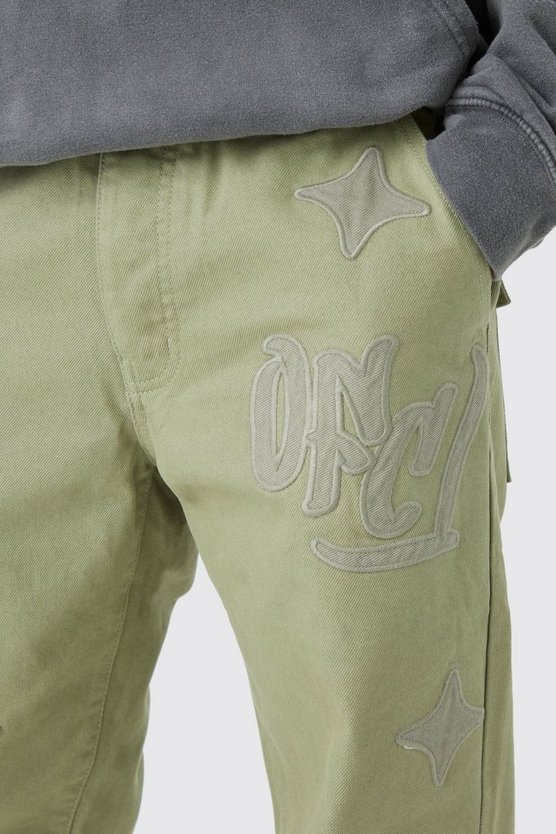 Lockere Hose mit Applikation