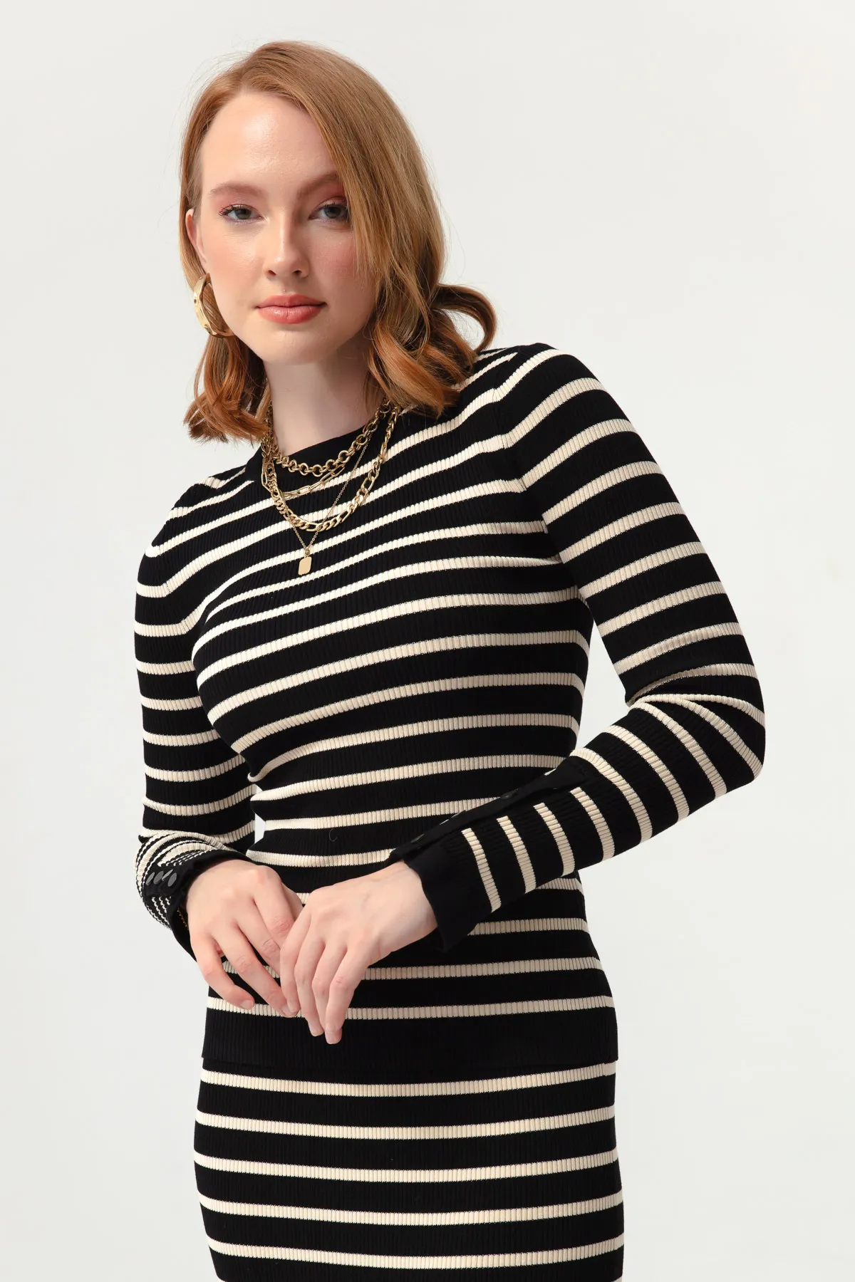 Lafaba  Damen-Strickset mit schwarzem Rock und Streifenmuster