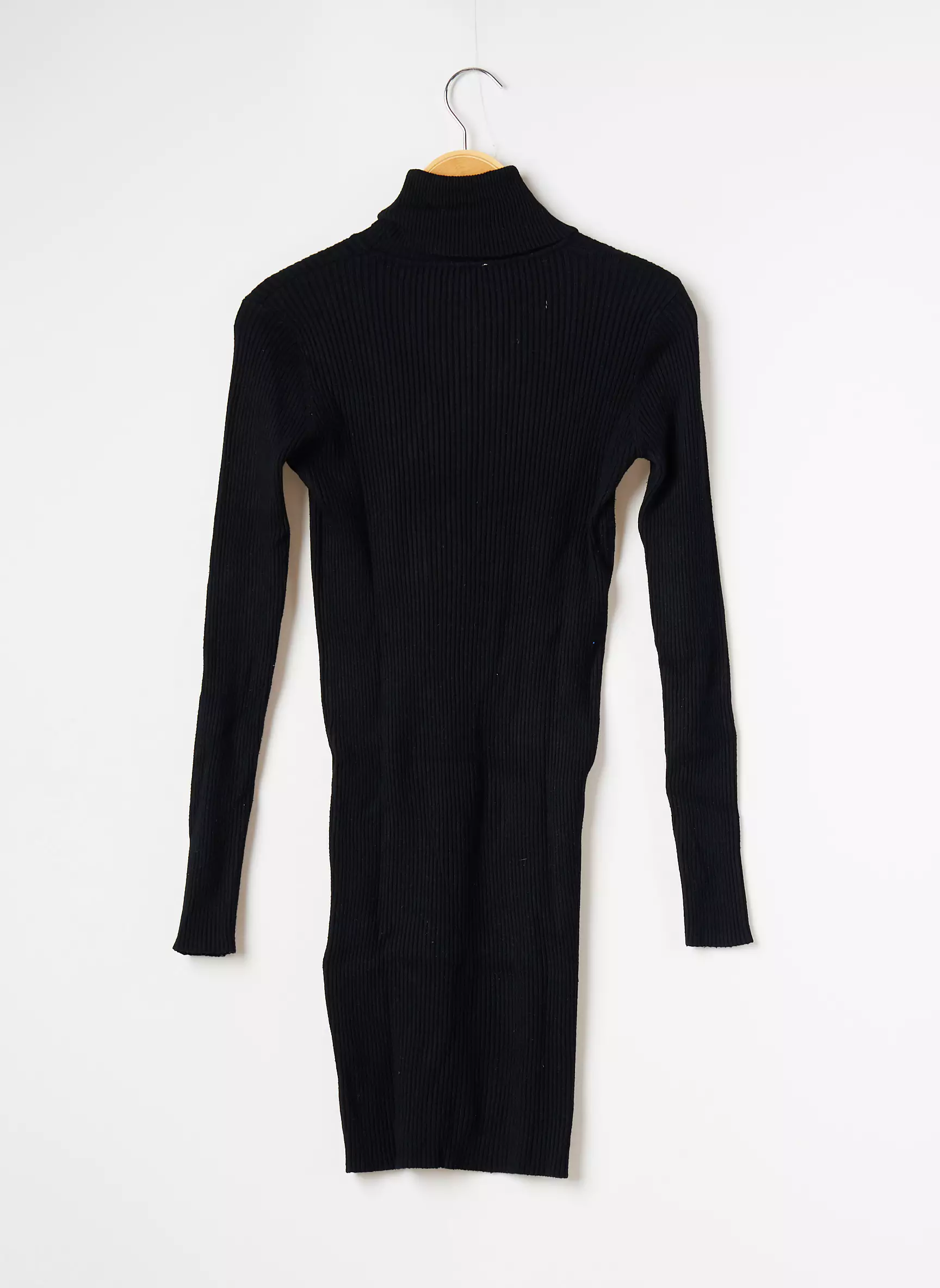 C M P 55 Robes Pulls Femme couleur noir