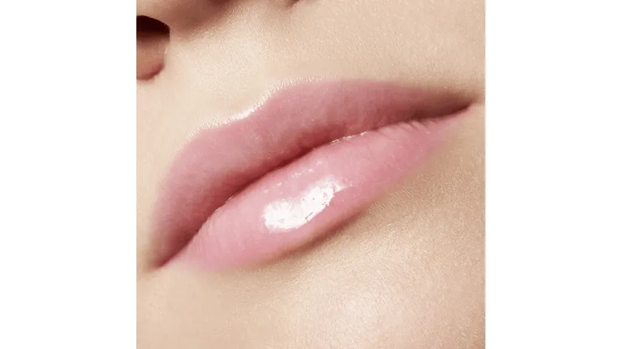 essence the super balm glossy lip treatment 5 ml 01 - Balmazing!