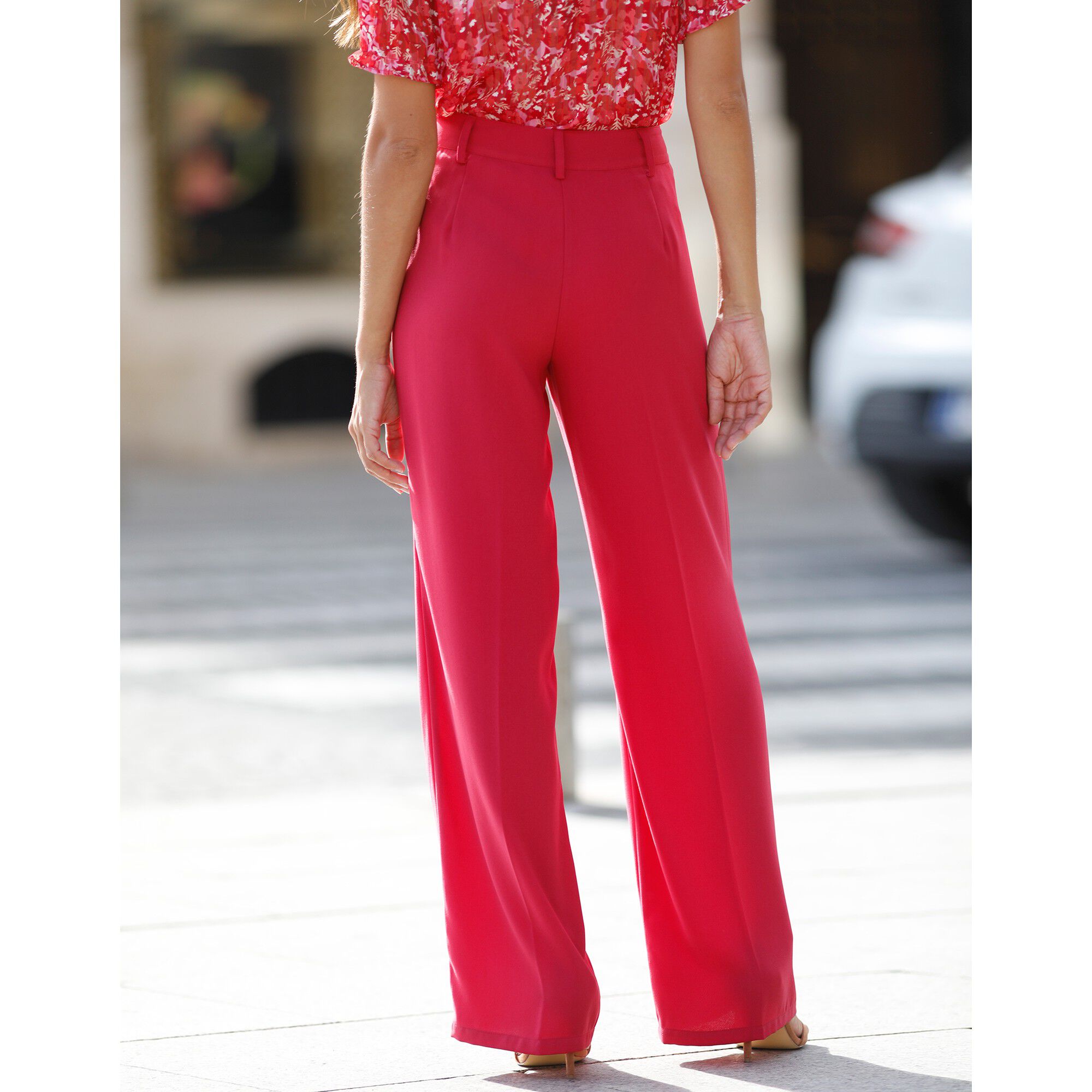 Pantalon droit large, crêpe