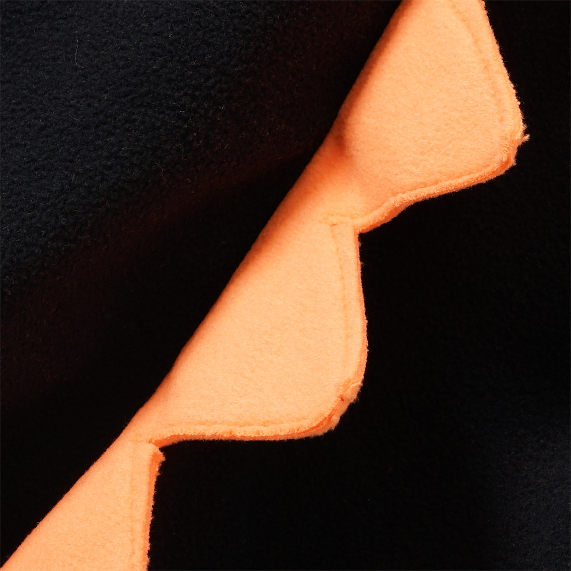 Kostüm Schwarzer Drache Cape mit Kapuze