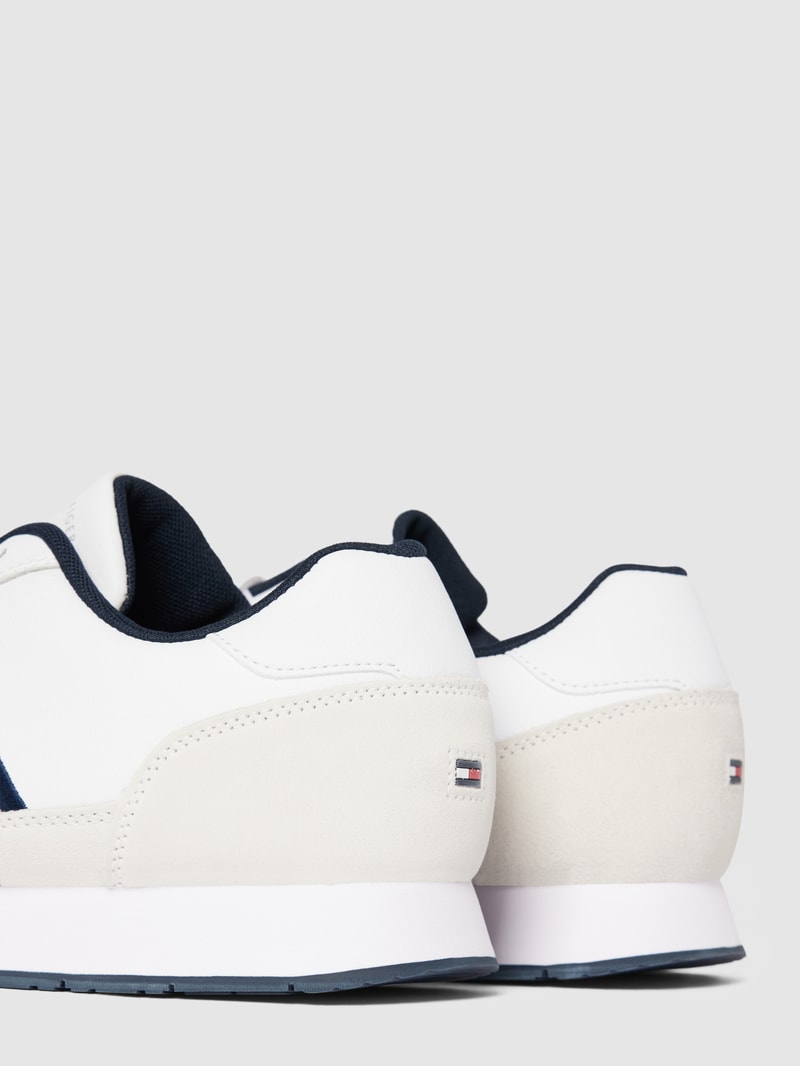Sneaker mit Label-Detail Modell 'CORE EVA RUNNER' in weiß