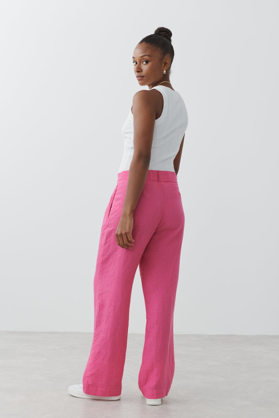 Linen trousers