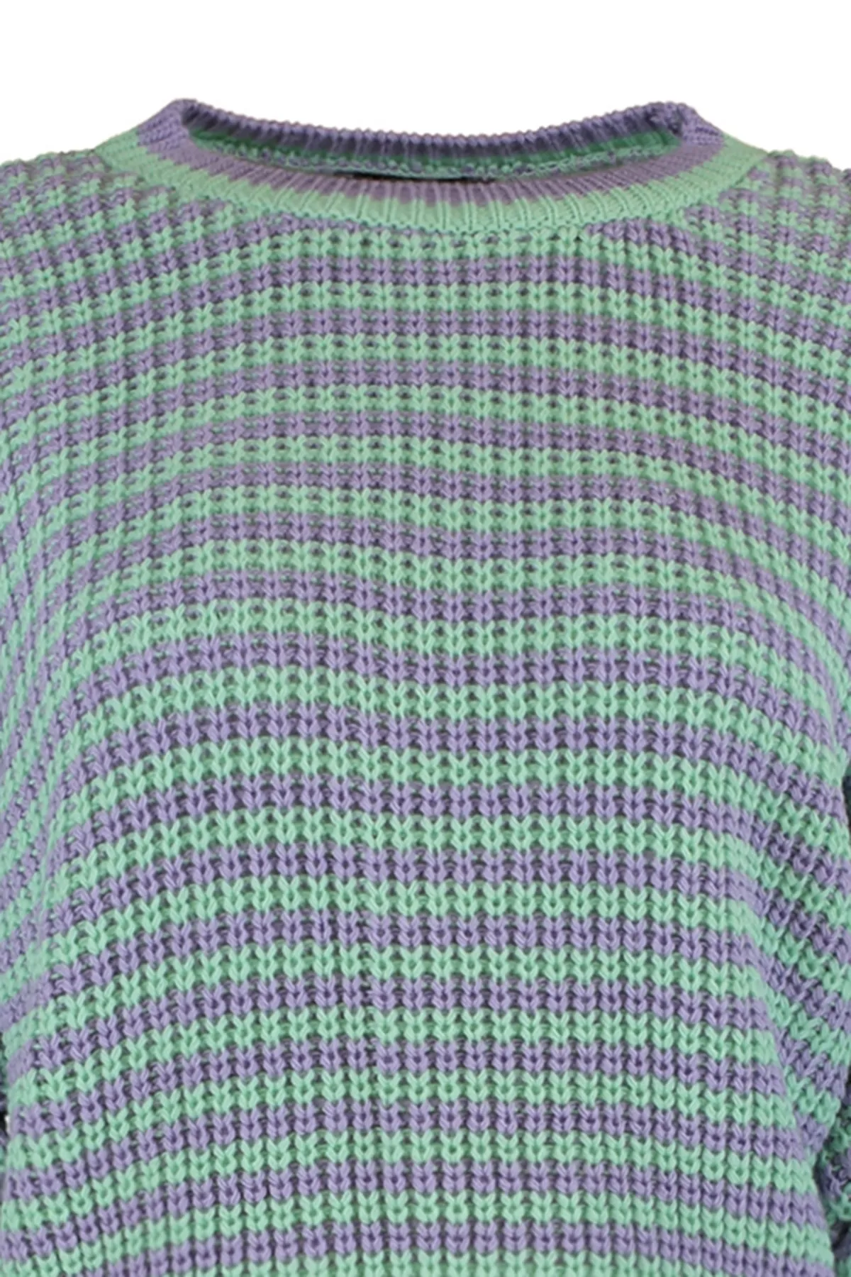 Trendyol Collection  Lila kurzer Strickpullover mit Streifen TWOAW23KZ00412