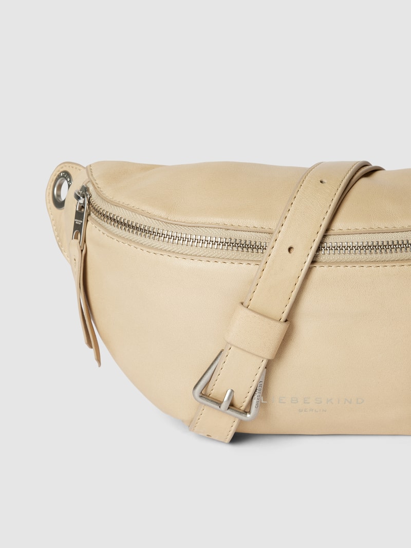 Crossbody Bag aus Leder Modell 'Tavia' in sand