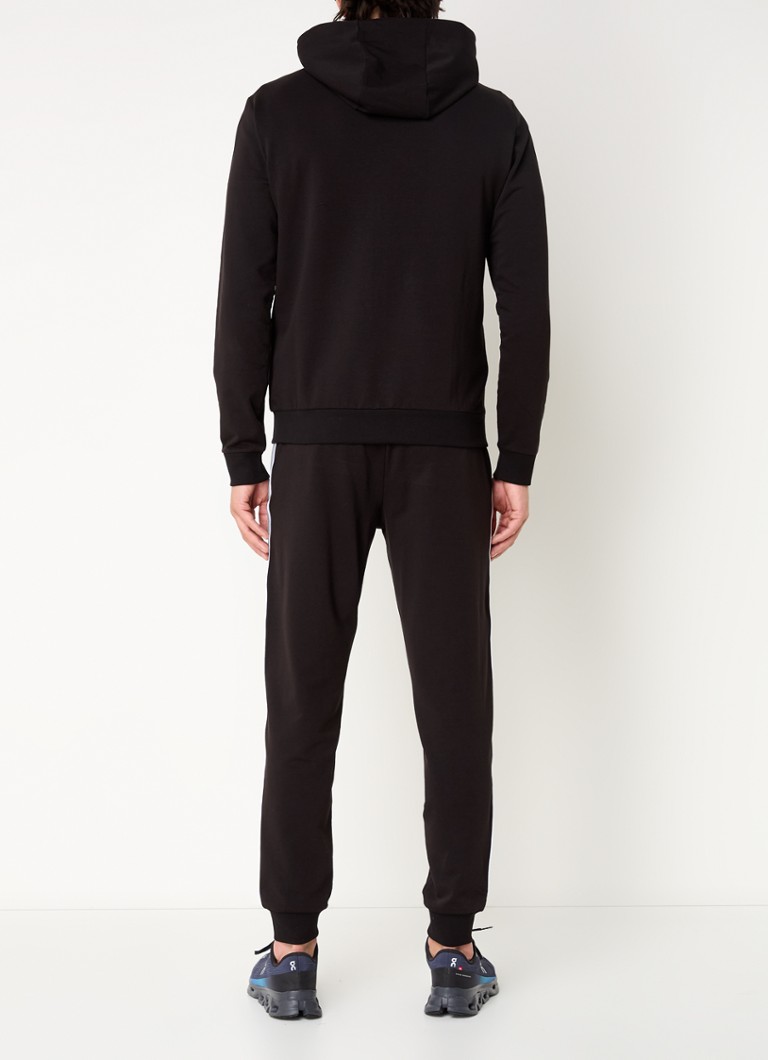 Trening Emporio Armani cu logo și buzunare laterale.